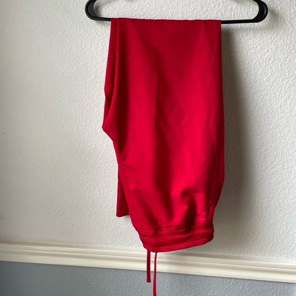 Set of top and bottom Scrubstar scrub small size red color - Picture 11 of 12